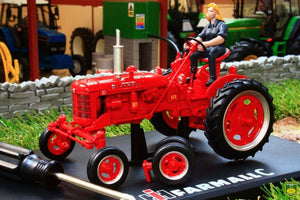 Rep175 Replcagri Farmhall C Tractor With Row Crop Wheels And Driver Figure Tractors And Machinery