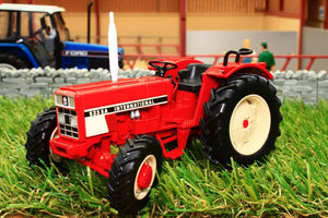 Rep182 Replicagri International Ih 533 Tractor Tractors And Machinery (1:32 Scale)