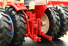 Load image into Gallery viewer, REP208 REPLICAGRI INTERNATIONAL IH 946 4WD TRACTOR WITH DETACHABLE REAR DUALS