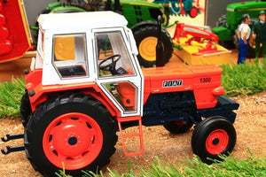 Rep236 Replicagri Fiat 1300 2X4 Tractor With Cab Tractors And Machinery (1:32 Scale)