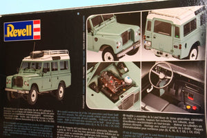 REV07047 REVELL 1:24 SCALE LAND ROVER SERIES III LWD STATION WAGON KIT