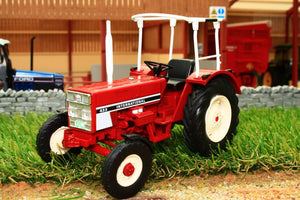 Sch07793 Schuco International 433 Tractor With Open Cab Tractors And Machinery (1:32 Scale)