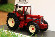 Load image into Gallery viewer, Sch26418 Shuco 187 Scale International 1455 Xl Tractor Tractors And Machinery (1:87 Scale)