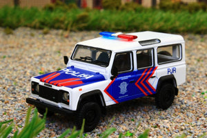 TSMMGT00157R MINI GT MODELS 1:64 SCALE Land Rover Defender 110 Korlantas Indonesia National Traffic Police
