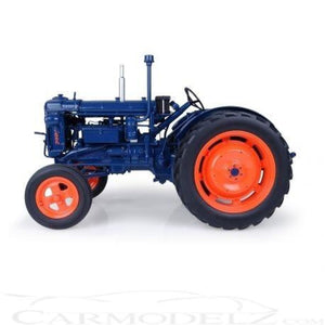 Uh2638 Universal Hobbies Fordson Major E27N Classic Tractor Tractors And Machinery (1:16 Scale)
