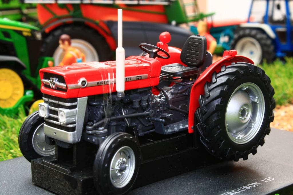Massey ferguson sale 135 toy