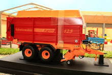 Load image into Gallery viewer, UH2839 UNIVERSAL HOBBIES SCHUITEMAKER RAPIDE 125 TRAILED FORAGE WAGON