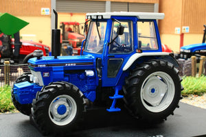 UH2865 UNIVERSAL HOBBIES FORD 7810 TRACTOR (1987)