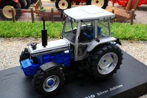 UH2882 UNIVERSAL HOBBIES FORD 7810 1987 JUBILEE EDITION 4WD TRACTOR