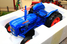 Load image into Gallery viewer, UH2898 Universal Hobbies 1:16th Scale Fordson Dexta 1960 1962 Tractor
