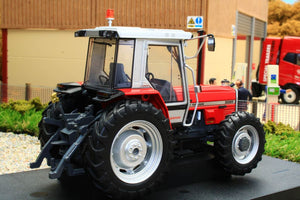 UH2920 Universal Hobbies Massey Ferguson 3080 4WD Tractor