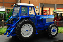 Load image into Gallery viewer, UH4027 UNIVERSAL HOBBIES FORD TW-35 4WD (1983) TRACTOR