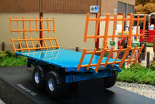 Load image into Gallery viewer, UH4124 Universal Hobbies Rolland BH100 Bale Trailer