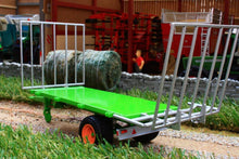 Load image into Gallery viewer, Uh4148 Universal Hobbies Joskin Trans Ex Bale Trailer Tractors And Machinery (1:32 Scale)