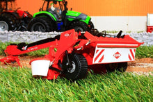 Load image into Gallery viewer, UH4198 UNIVERSAL HOBBIES KUHN FC 3160 TCD TRAILED DISK MOWER CONDITIONER