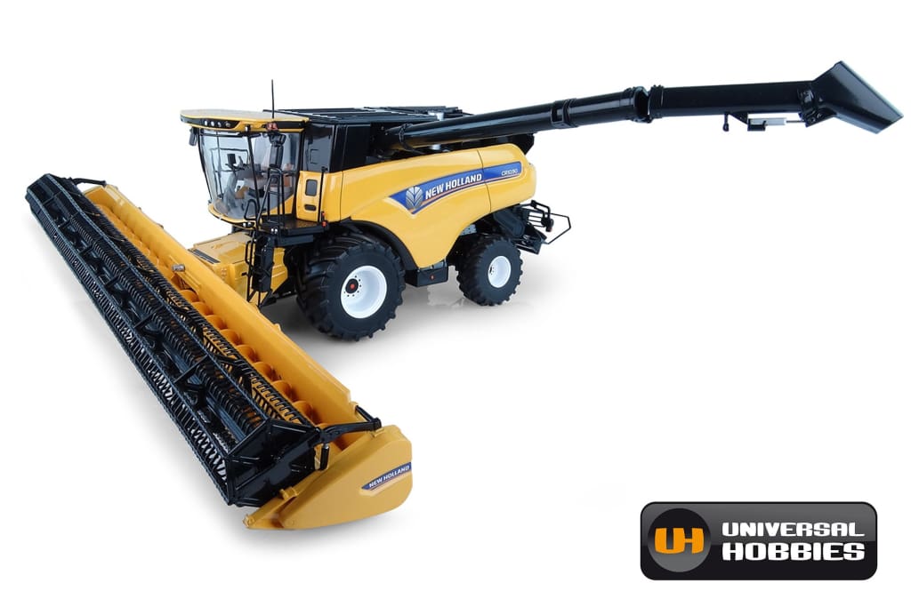 Uh4868 Universal Hobbies New Holland Cr1090 Combine Harvester With Wheels Tractors And Machinery