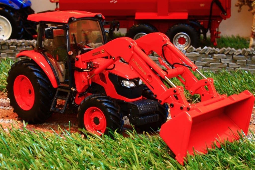 UH4869 UNIVERSAL HOBBIES KUBOTA M9960 TRACTOR WITH FRONT LOADER