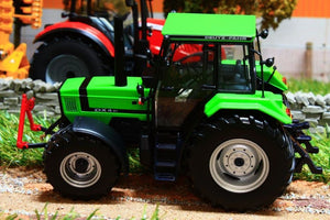 Uh4905 Universal Hobbies Deutz-Fahr Dx 4.51 1989 Tractor Tractors And Machinery (1:32 Scale)