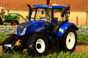UH4921 UNIVERSAL HOBBIES NEW HOLLAND T6.175 TRACTOR