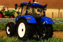 Load image into Gallery viewer, UH4921 UNIVERSAL HOBBIES NEW HOLLAND T6.175 TRACTOR