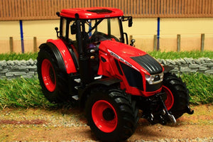 Uh4951 Universal Hobbies Zetor Crystal 160 Tractor Tractors And Machinery (1:32 Scale)