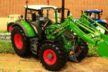 Load image into Gallery viewer, UH4975 UNIVERSAL HOBBIES FENDT 722 VARIO TRACTOR WITH FRONT LOADER