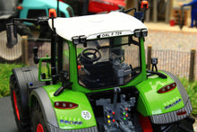 Load image into Gallery viewer, UH5231 UNIVERSAL HOBBIES FENDT 724 VARIO 4WD TRACTOR NATURE GREEN
