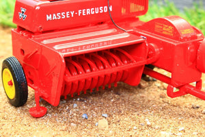 Uh5239 Universal Hobbies Massey Ferguson No3 Baler Tractors And Machinery (1:32 Scale)