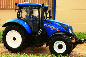 UH5263 UNIVERSAL HOBBIES NEW HOLLAND T6.165 2017 TRACTOR