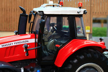 Load image into Gallery viewer, Uh5304 Universal Hobbies Massey Ferguson 7726S Tractor Tractors And Machinery (1:32 Scale)