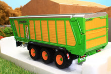 Load image into Gallery viewer, UH5336 UNIVERSAL HOBBIES JOSKIN SILO SPACE 2 590T SILAGE TRAILER
