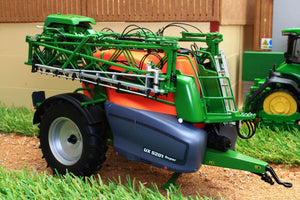 UH5397 UNIVERSAL HOBBIES AMAZONE UX5201 TRAILED SPRAYER