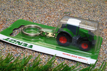 Load image into Gallery viewer, UH5831 Universal Hobbies Fendt 939 Vario 4WD Tractor Keyring
