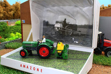 Load image into Gallery viewer, UH6201 UNIVERSAL HOBBIES FENDT FARMER 2+AMAZONE SPRAYER BOXED SET