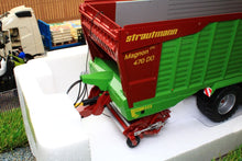 Load image into Gallery viewer, UH6202 UNIVERSAL HOBBIES STRAUTMANN MAGNON 470 DO TRAILED FORAGE WAGON