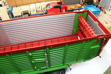 Load image into Gallery viewer, UH6202 UNIVERSAL HOBBIES STRAUTMANN MAGNON 470 DO TRAILED FORAGE WAGON
