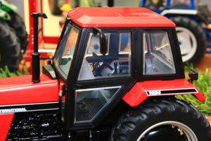 UH6209 UNIVERSAL HOBBIES CASE INTERNATIONAL 1494 2WD RED BLACK TRACTOR