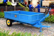 Load image into Gallery viewer, UH6215 Universal Hobbies Weeks Popular 3.5T Hydraulic Tipping Trailer