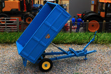 Load image into Gallery viewer, UH6229 UNIVERSAL HOBBIES WEEKS HI-SIDE 3.5 TON HYDRAULIC TIPPING TRAILER