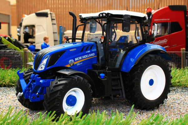 UH6234 Universal Hobbies New Holland T6.180 - Heritage Blue