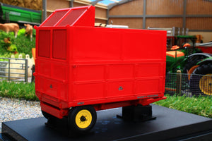 UH6243 UNIVERSAL HOBBIES MASSEY FERGUSON MF21 3.5 TON TIPPING TRAILER WITH SILAGE SIDES