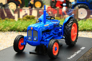 UH6270 Universal Hobbies 1:32 Scale Fordson Dexta 1960 Tractor