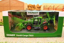 Load image into Gallery viewer, UH6288 Universal Hobbies Fendt Cargo T955 Telehandler