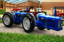 Load image into Gallery viewer, UH6297 Universal Hobbies Doe Triple D New Performance Tractor 116th Scale