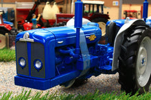 Load image into Gallery viewer, UH6297 Universal Hobbies Doe Triple D New Performance Tractor 116th Scale