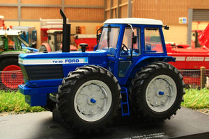 UH6302 Universal Hobbies Ford TW-30 County 1884 Prototype Tractor