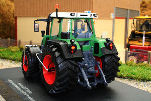 UH6345 Universal Hobbies Fendt 818 4WD Tractor with Wide Tyres and Air Pressure System Limited Edition