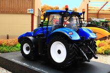 Load image into Gallery viewer, UH6402 Universal Hobbies New Holland T6-180 Methane Tractor