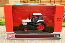 Load image into Gallery viewer, UH6470 Universal Hobbies 132 Scale Case International 1394 2WD Tractor Ltd Edition 1000pcs
