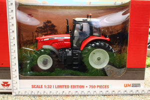 UH6474 Universal Hobbies Massey Ferguson 7495 Dyna-VT tractor Limited Edition 750pcs